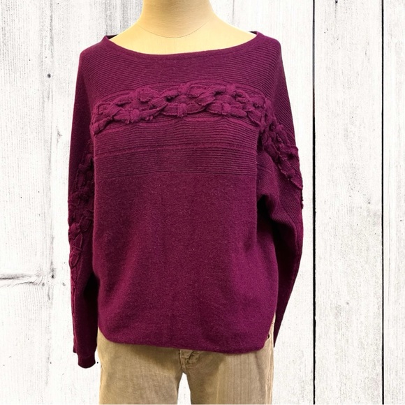 NWT Luxury Cashmere Crew Neck Sweater White + Warren Size: XS